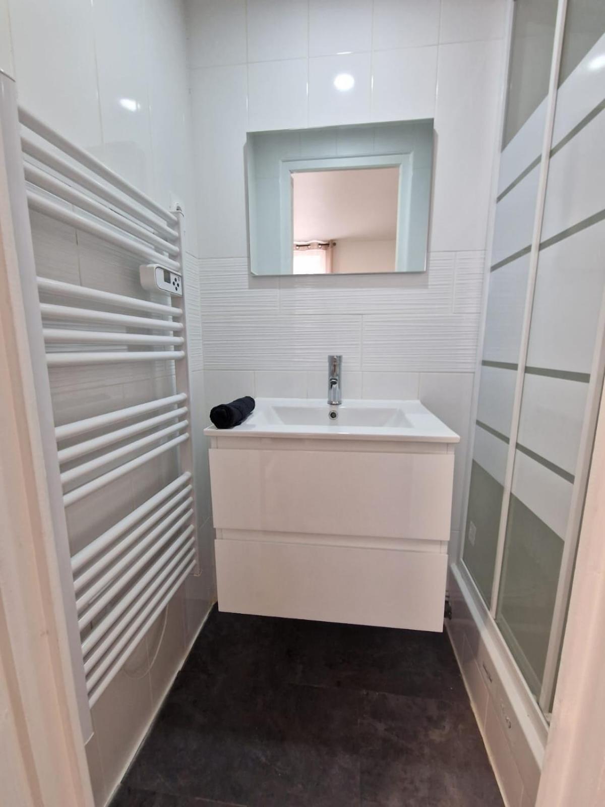 Appartement Hyper Centre Cosy Avec Balcon Шатодён Экстерьер фото