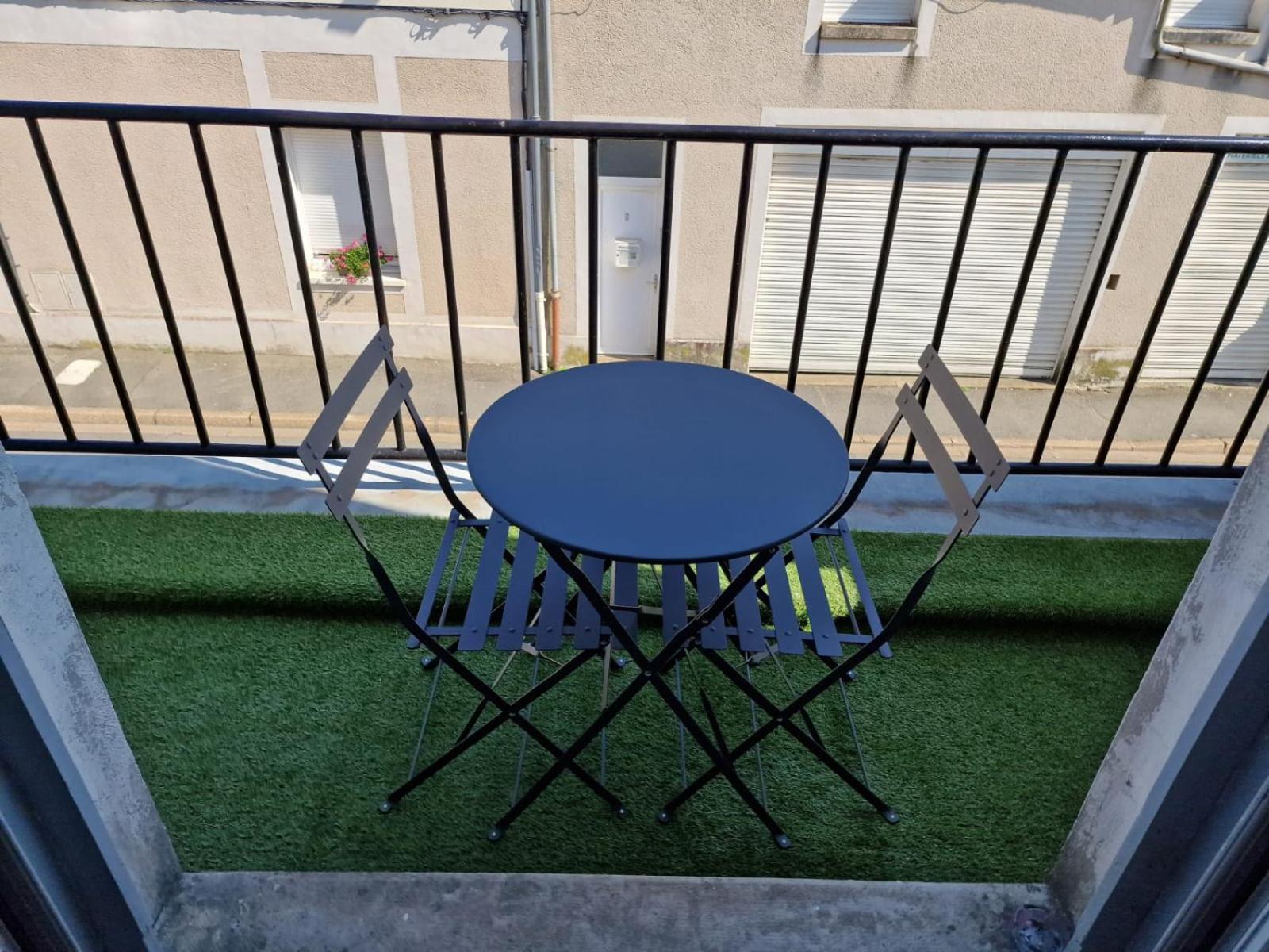 Appartement Hyper Centre Cosy Avec Balcon Шатодён Экстерьер фото